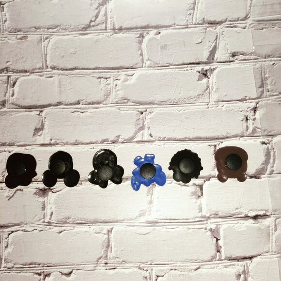 Croc's Lilo, Disney Mickey Friends, Elmo, Pooh Bear Shoe Charms 6 piece Set -NEW - Picture 2 of 2